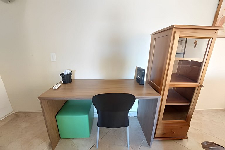 Casa c/ varanda para piscina, a 500 m da praia