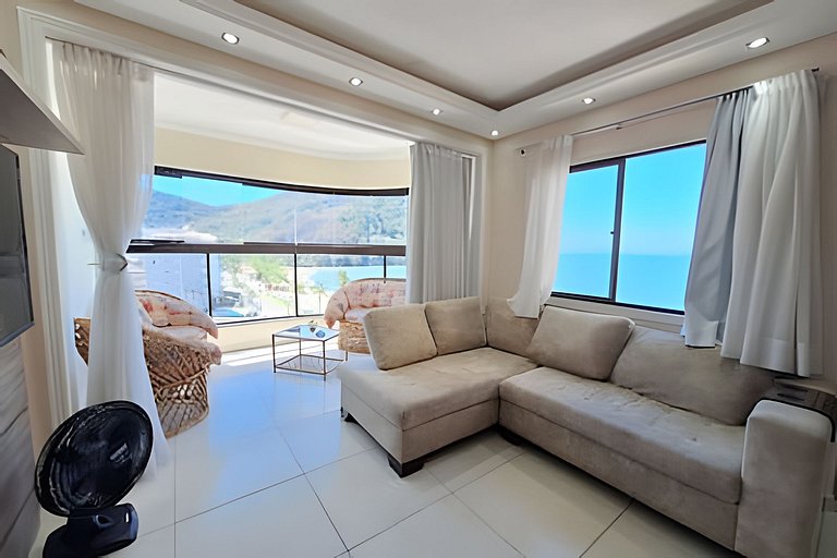 Cobertura com jacuzzi, churrasqueira e vista mar