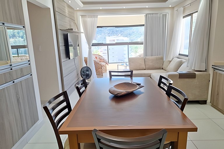 Cobertura com jacuzzi, churrasqueira e vista mar