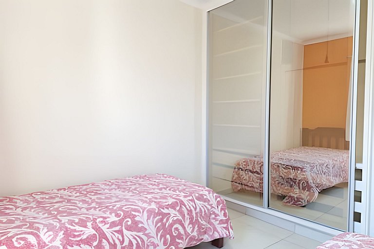 Cobertura com jacuzzi, churrasqueira e vista mar