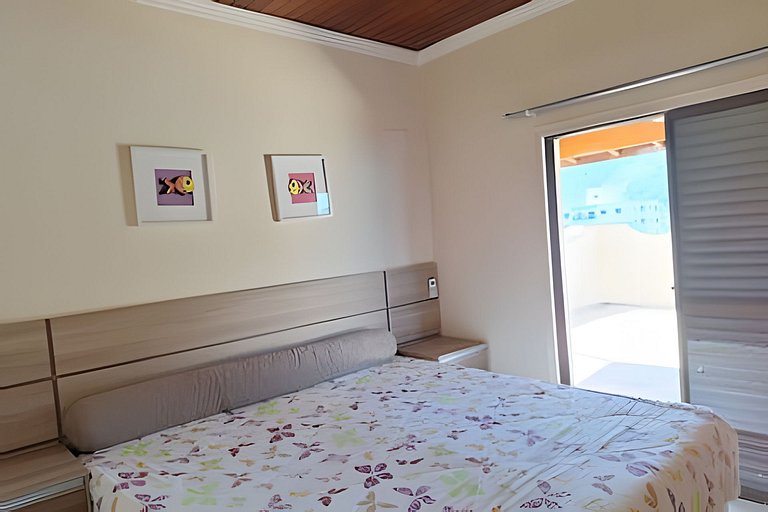 Cobertura com jacuzzi, churrasqueira e vista mar