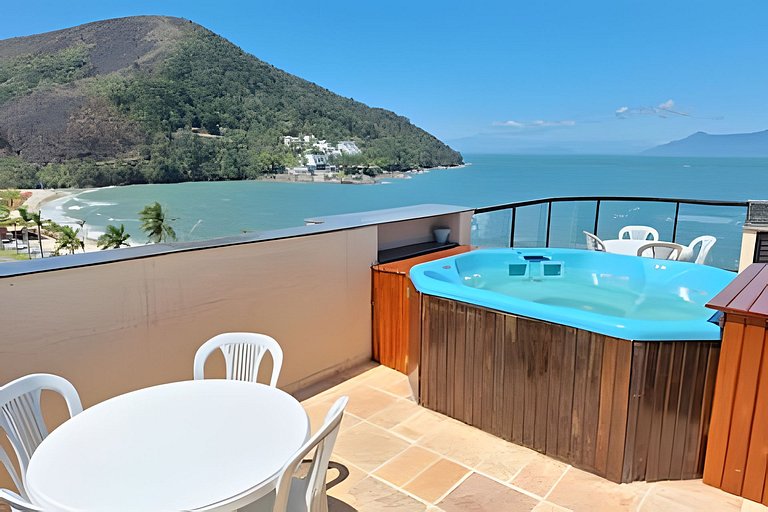 Cobertura com jacuzzi, churrasqueira e vista mar
