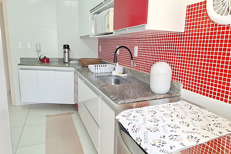 Cobertura com jacuzzi, churrasqueira e vista mar