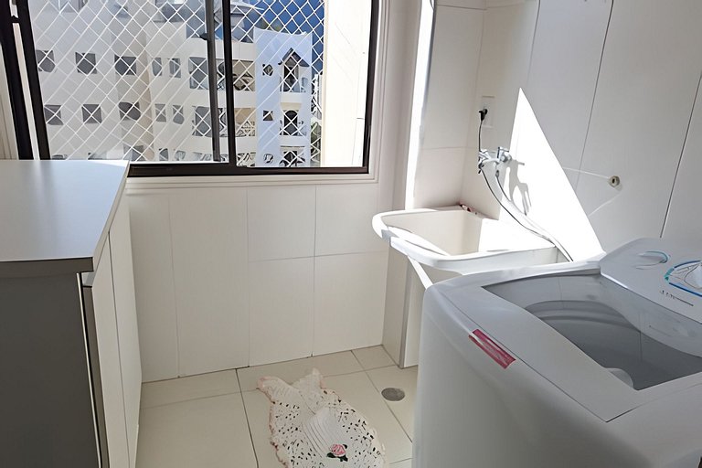 Cobertura com jacuzzi, churrasqueira e vista mar