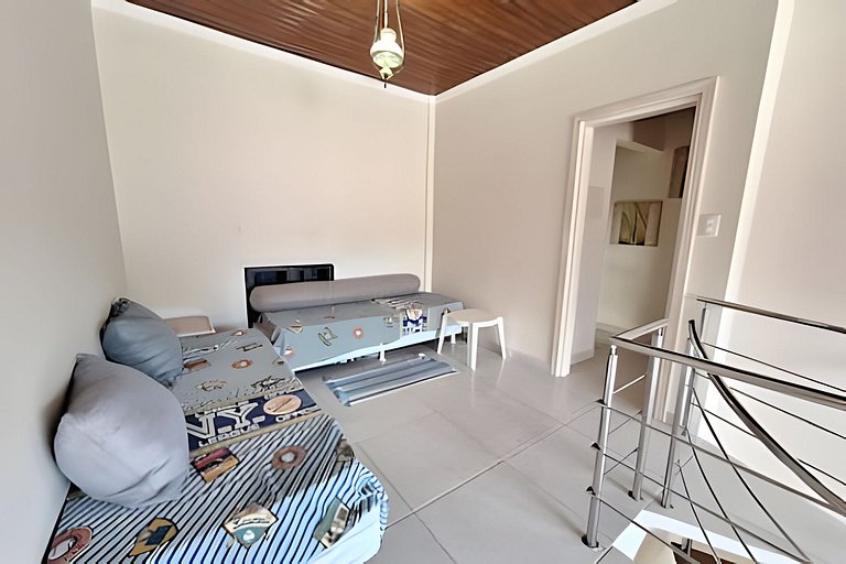 Cobertura com jacuzzi, churrasqueira e vista mar