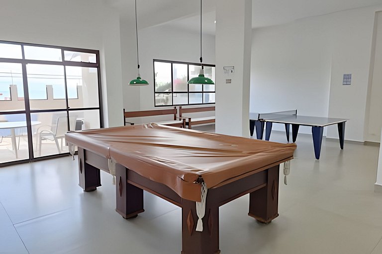 Cobertura com jacuzzi, churrasqueira e vista mar