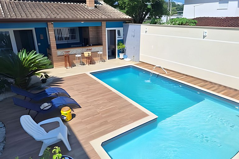 Casa 6 dorms e piscina perfeita