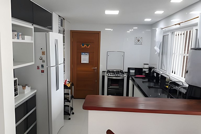 Casa 6 dorms e piscina perfeita