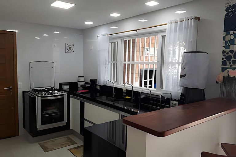 Casa 6 dorms e piscina perfeita