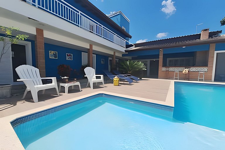 Casa 6 dorms e piscina perfeita