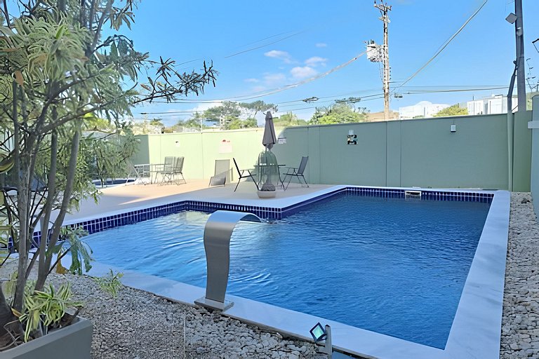 Apartamento com piscina e churrasqueira