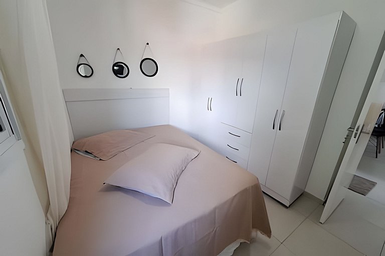 Apartamento com piscina e churrasqueira