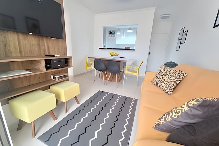 Apartamento com piscina e churrasqueira