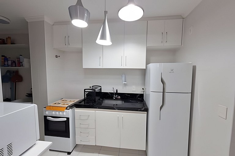 Apartamento com piscina e churrasqueira