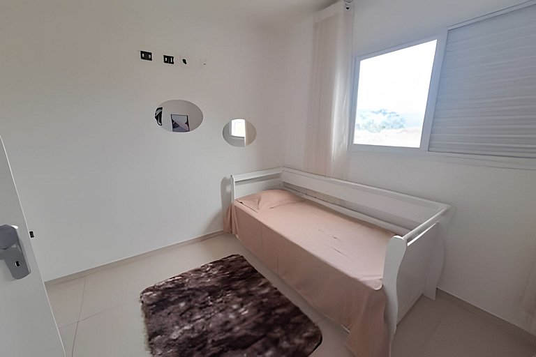 Apartamento com piscina e churrasqueira