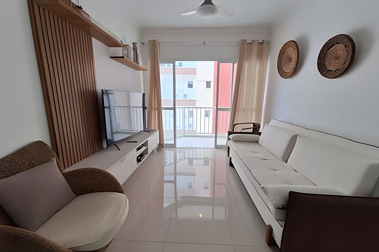 Apto completo, c/ piscina e frente mar