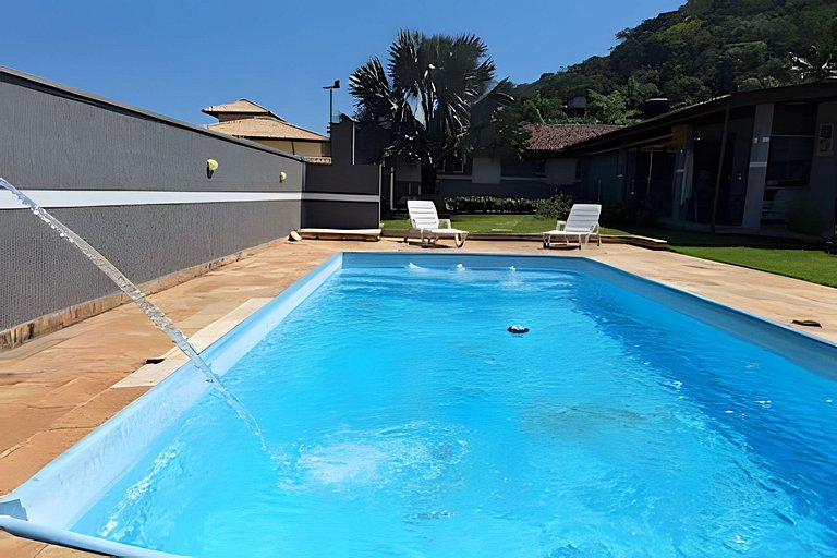 Casa aconchegante em condomínio na Lagoinha