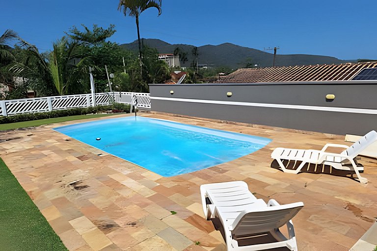 Casa aconchegante em condomínio na Lagoinha